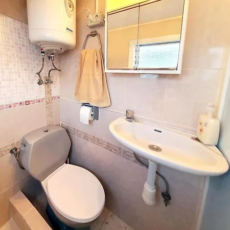 Apartman Charming With Sea View In 14 M²